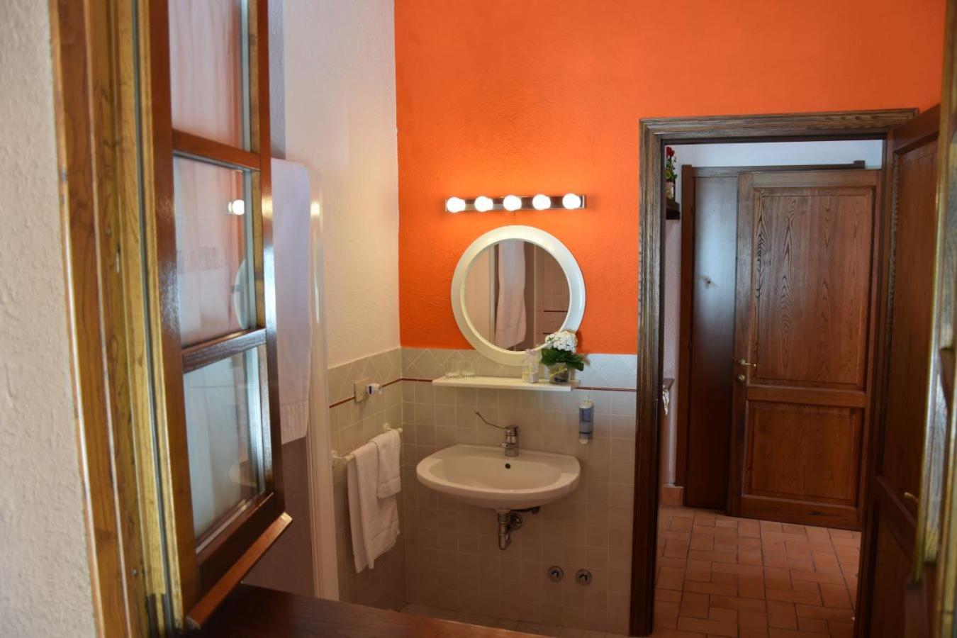 Agriturismo Gioie Di Campagna Fabriano Luaran gambar