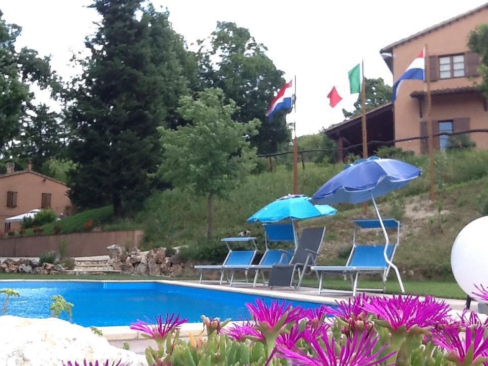 Agriturismo Gioie Di Campagna Fabriano Luaran gambar