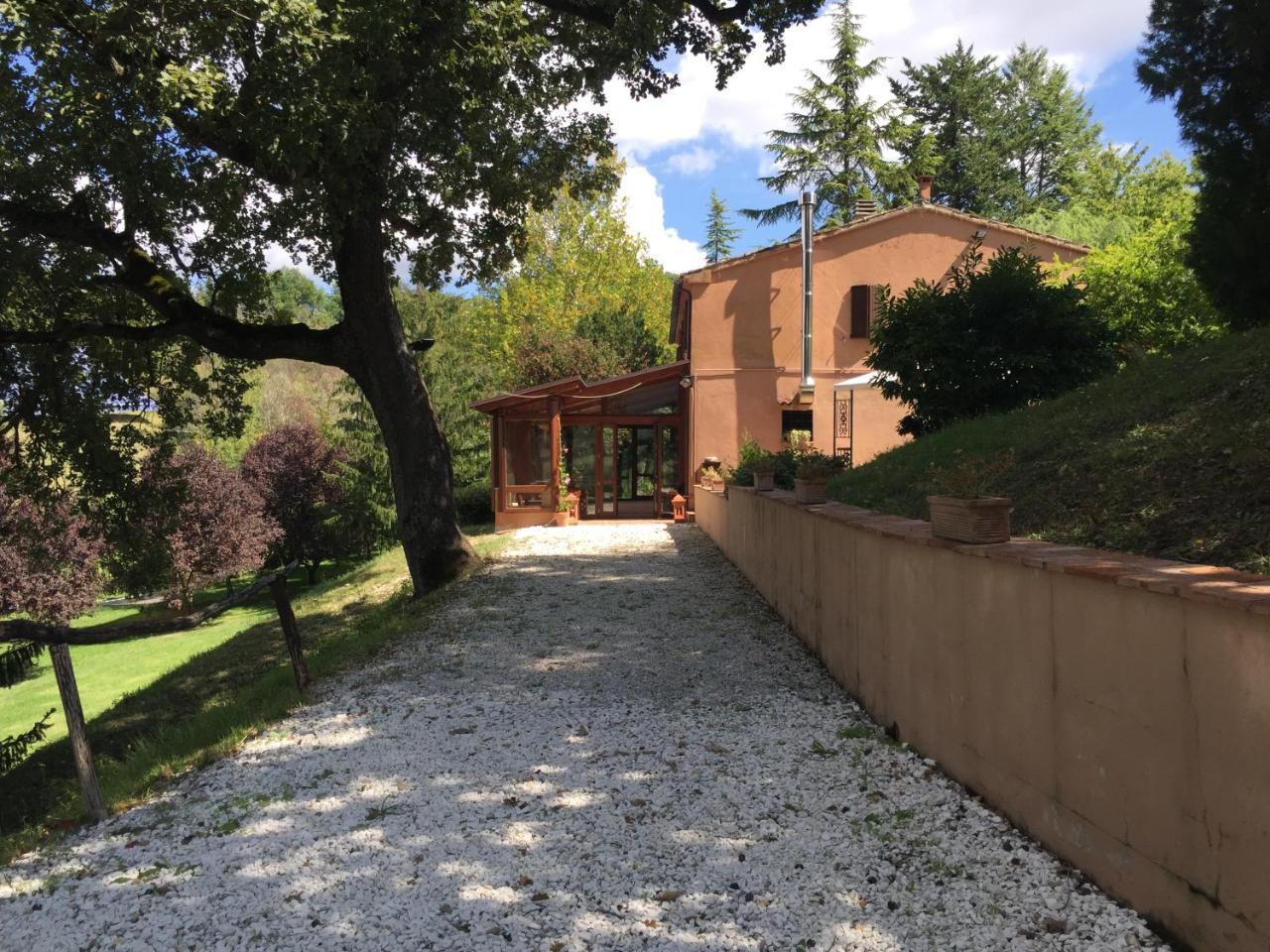Agriturismo Gioie Di Campagna Fabriano Luaran gambar